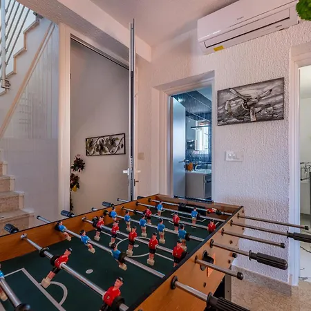 Venus House With Pool