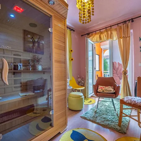 Venus House With Pool *