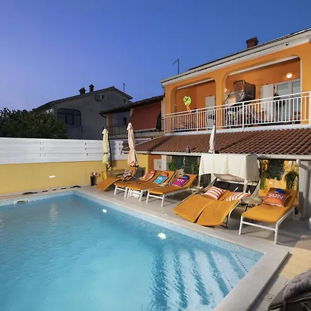 Дом отдыха Venus House With Pool