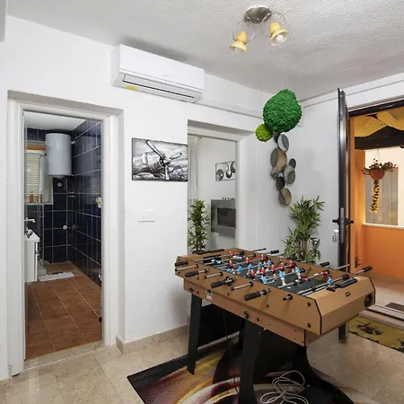 House Venus With Heated Pool And Hot Tub * Банджоле