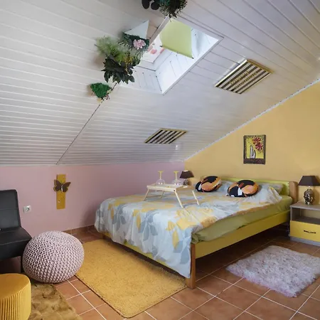 House Venus With Heated Pool And Hot Tub *