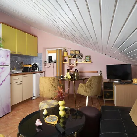 House Venus With Heated Pool And Hot Tub Дом отдыха